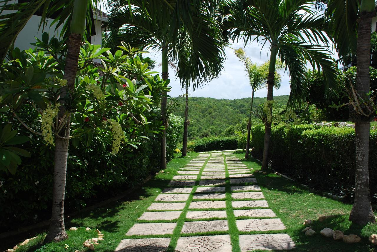 Luxury Villa Sleeps 6, Beach Access, Montego Bay Eksteriør billede