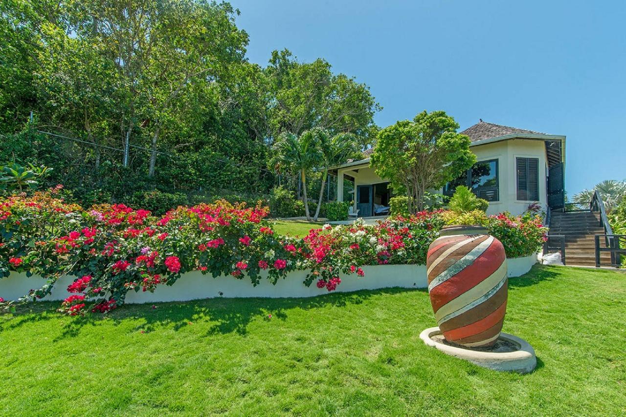 Luxury Villa Sleeps 6, Beach Access, Montego Bay Eksteriør billede