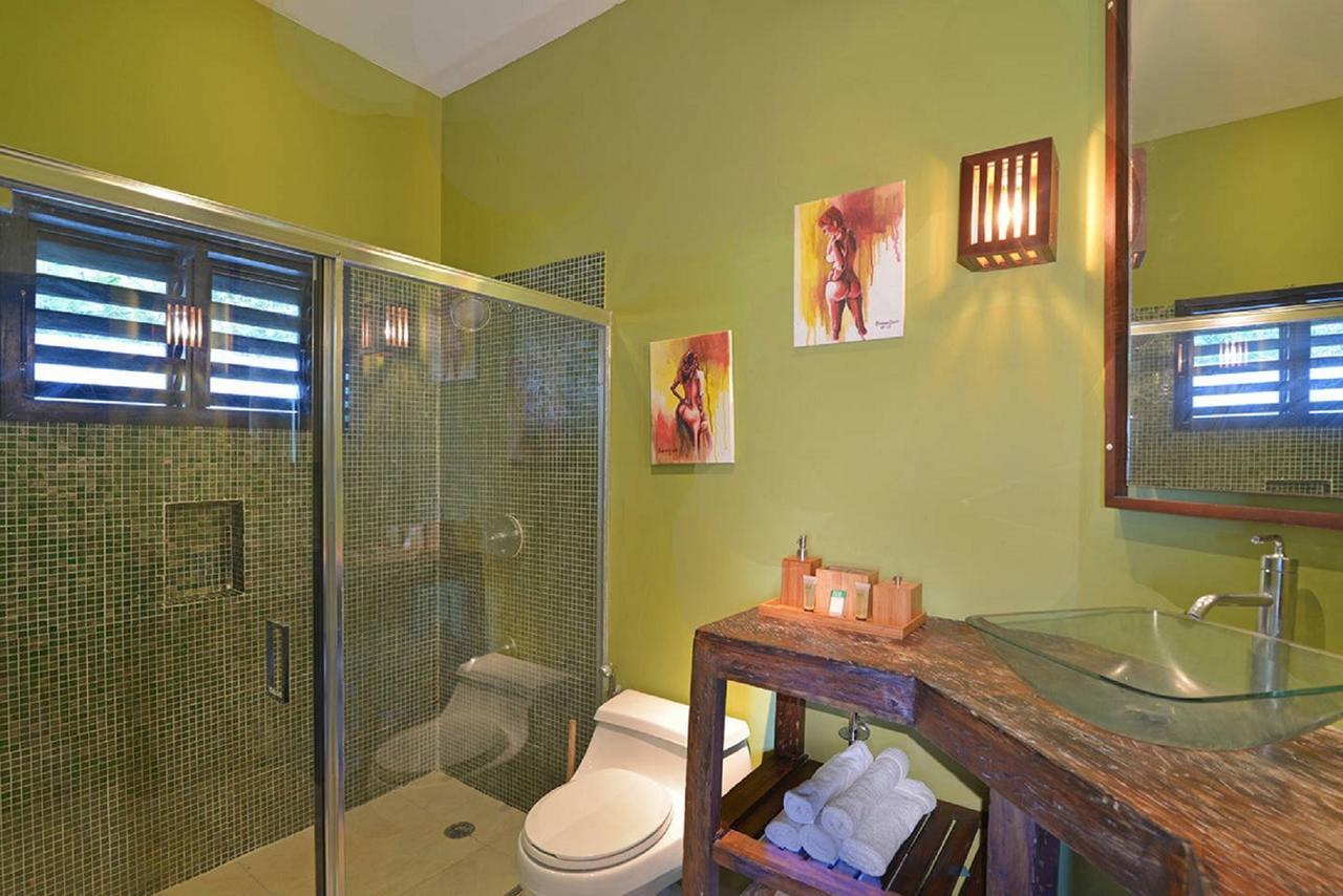 Luxury Villa Sleeps 6, Beach Access, Montego Bay Eksteriør billede